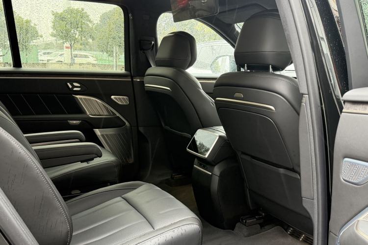 Used ONVO Luxeed L90 2025 Model—Max Six-Seater Version Interior 5