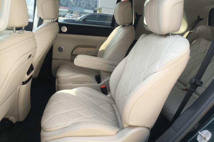 Used Chery T11 2026 Model 220 All-Wheel Drive Family Fun Edition