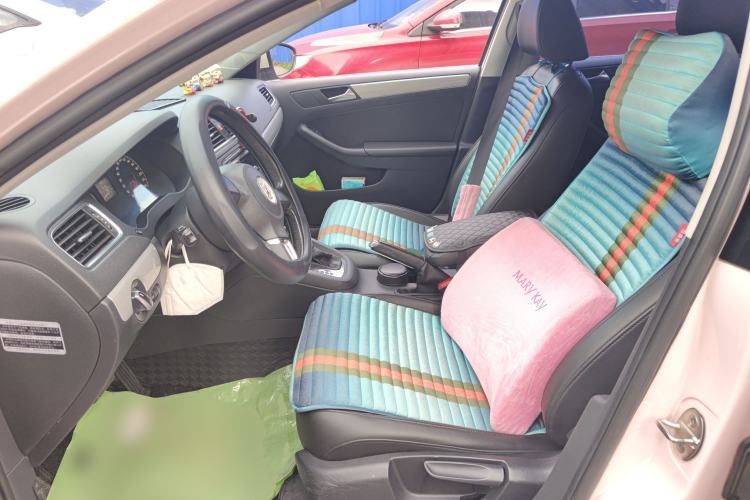 Used Volkswagen Sagitar 2014 1.6L Automatic Comfort Model Left Front Seat