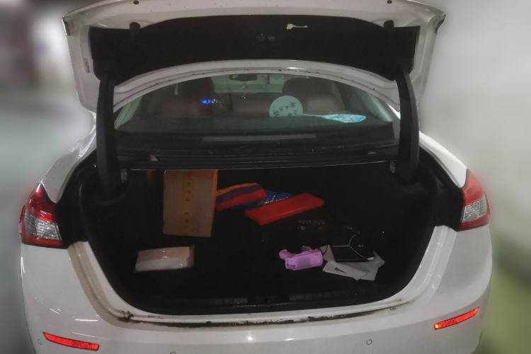 Used Maserati Ghibli 2014 3.0T Standard Edition Trunk