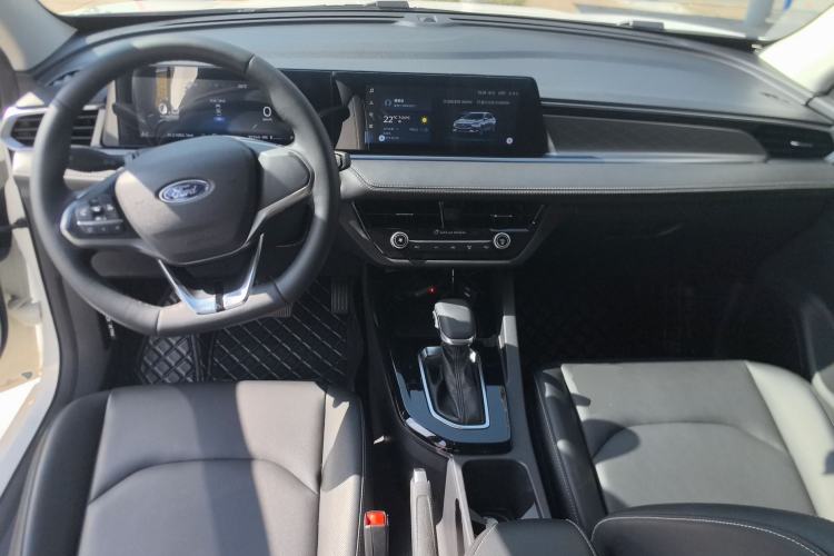 Used Ford Escort 2021 1.5L Automatic Diamond Edition Center Console