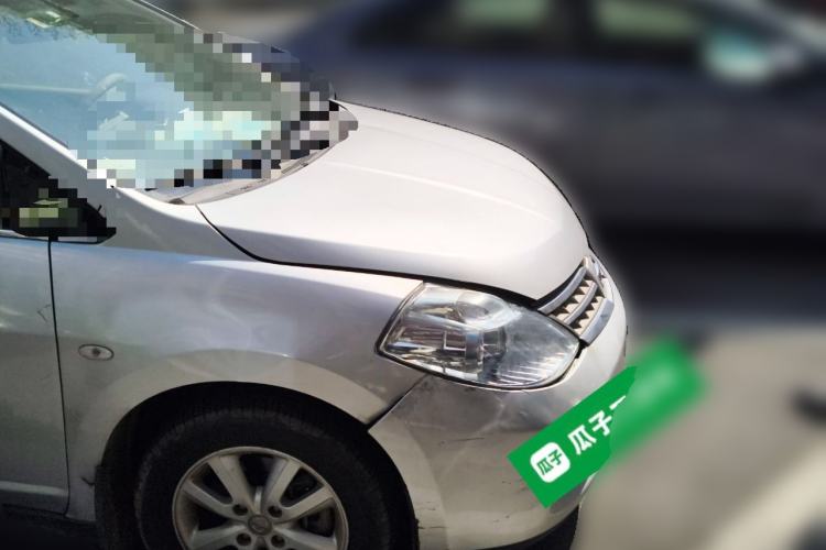 Used Nissan Tiida Sedan 2008 1.6L Automatic Fashion Edition Front Right 45 Deg