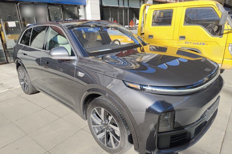 Used Li Auto L7 2023 Pro Model
