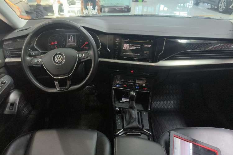 Used Volkswagen Passat 2020 330TSI Elite Edition China VI