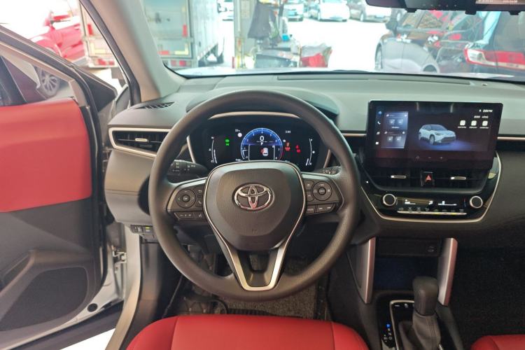 Used Toyota FRONTLANDER 2023 2.0L CVT Luxury Edition Steering Wheel