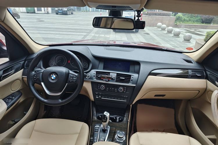 Used BMW X3 2011 xDrive28i Luxury Model