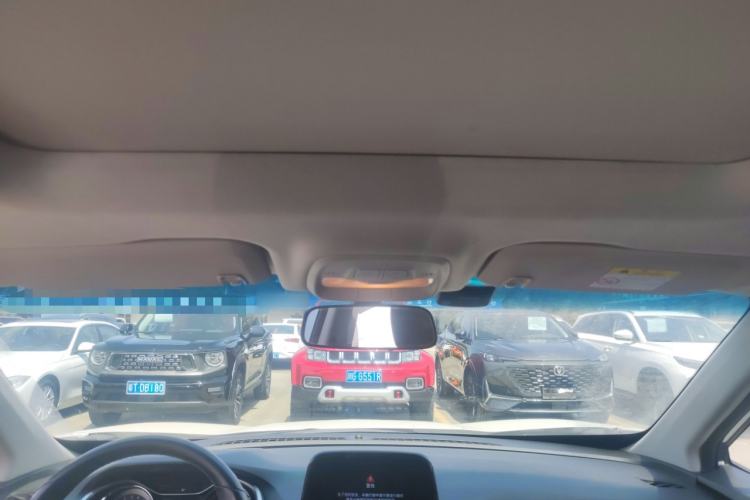 Used Chevrolet Orlando 2019 530T Automatic Mickey Custom Edition (5+2 Seats) – China VI Standard