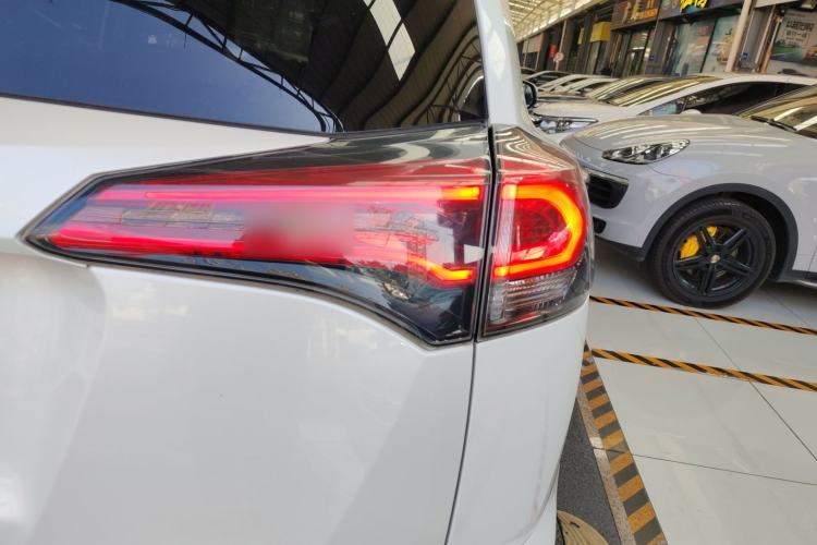 Used Toyota RAV4 2018 2.5L Automatic 4x4 Elite i Edition