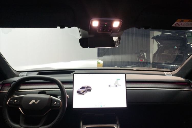 Used ONVO Luxeed L90 2025 Model—Ultra Seven-Seater Version
