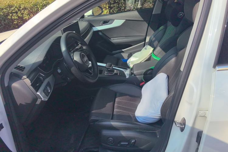 Used Audi A4L 2020 40 TFSI Fashion Dynamic Model
