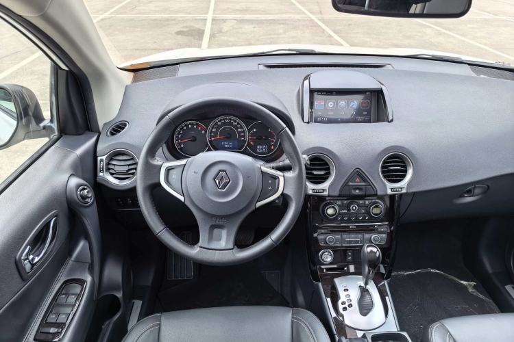 Used Renault Koleos 2014 2.5L Two-Wheel Drive Comfort Edition
