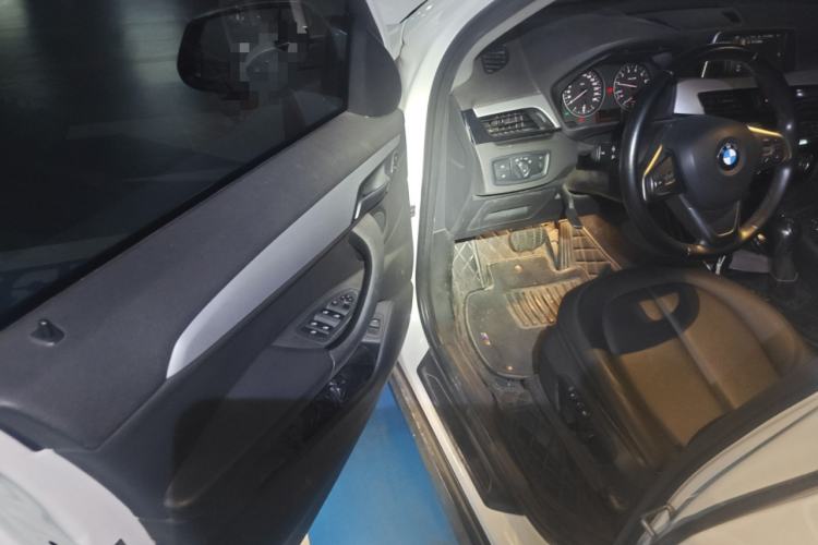 Used BMW X1 2016 sDrive18Li Premium Edition
