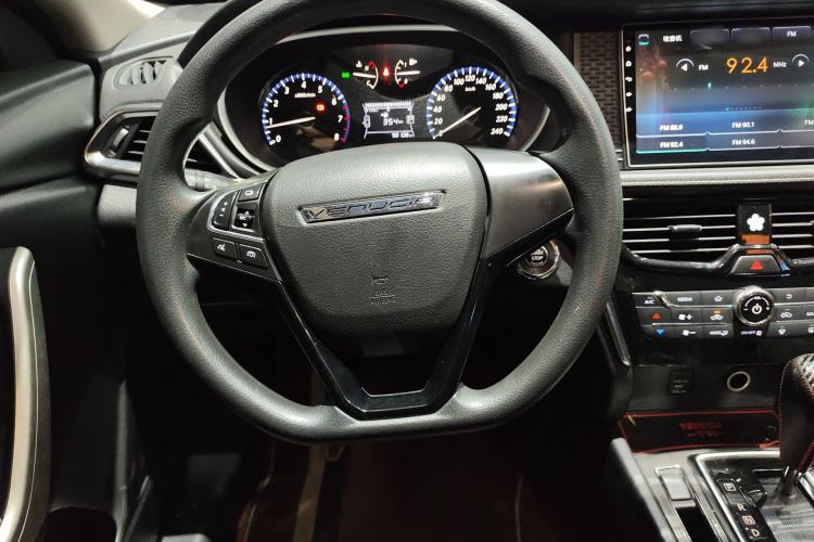 Used Venucia T90 2017 2.0L CVT Fashion Edition
