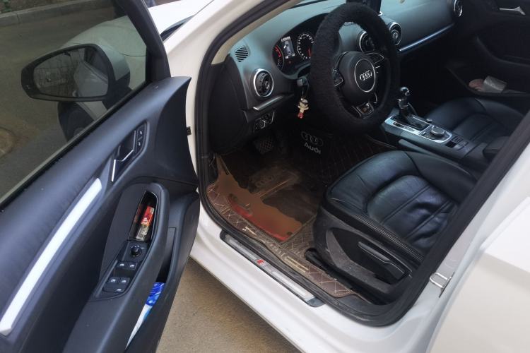 Used Audi A3 2016 Limousine 35 TFSI Ambition Edition
