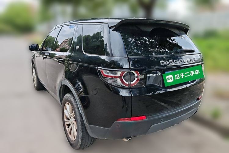 Used Land Rover Discovery Sport 2019 240 PS SE Version China VI Standard
