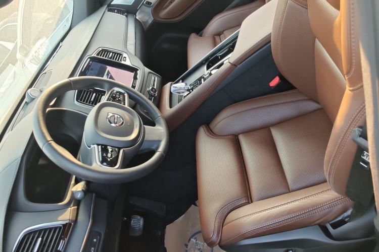 Used Volvo XC90 New Energy 2024 T8 Luxury Flagship 7-Seater
