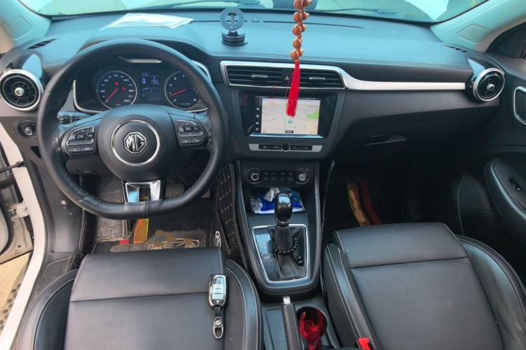 Used MG ZS 2017 1.5L Automatic Luxury Internet Edition Center Console