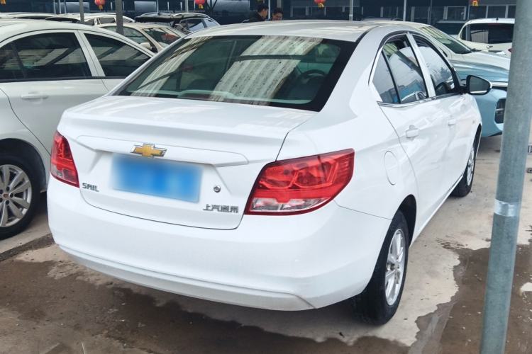 Used Chevrolet Sail 2015 Sail 3 1.5L Manual with Ideal Sunroof Edition