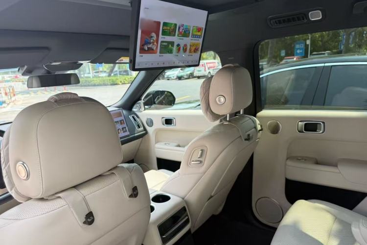 Used Li Auto L9 2022 Max model
