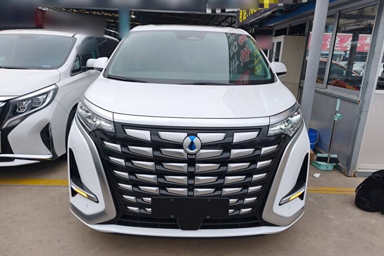 Used Denza D9 2022 DM-i 970 Four-Wheel Drive Prestige Model
