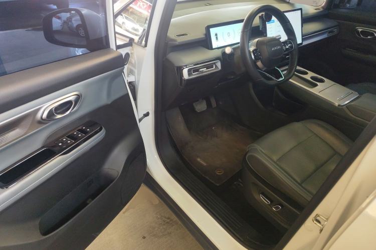 Used AION Y 2024 Plus 510 Intelligent Driving Version Driver Seat