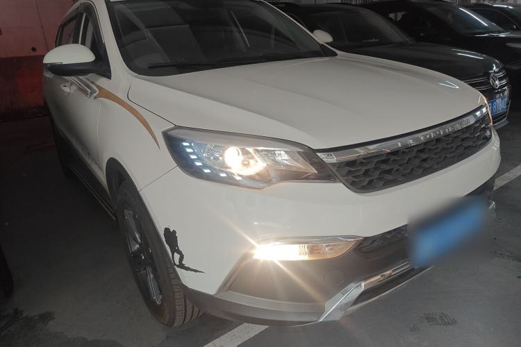 Used Leopaard CS10 2017 2.0T Automatic Urban Version Front Right 45 Deg