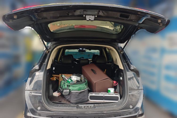 Used Dongfeng Fengon 580 2017 1.5T CVT Luxury Model Trunk