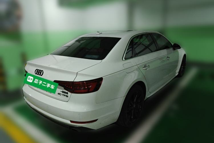 Used Audi A4L 2018 30th Anniversary Edition 40 TFSI Trendy Model Rear Right 45 Deg