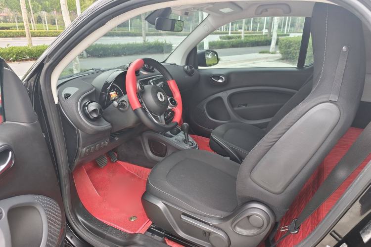 Used smart fortwo 2015 1.0L 52 kW Hardtop Passion Edition