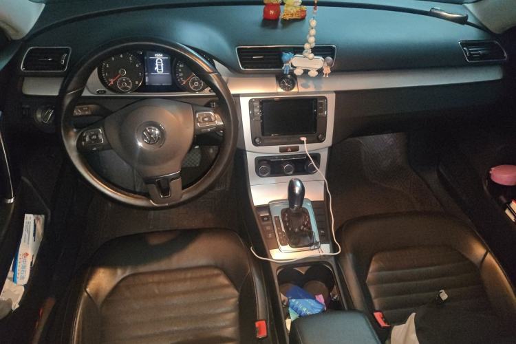 Used Volkswagen Magotan 2016 1.8TSI Smart Comfort Model Center Console