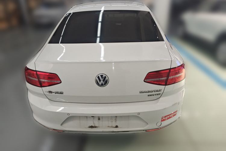 Used Volkswagen Magotan 2017 330TSI DSG Comfort Model Rear