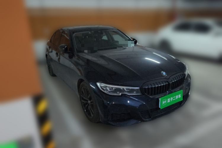 Used BMW 3 Series 2021 325i M Sport Night Edition package Front Right 45 Deg