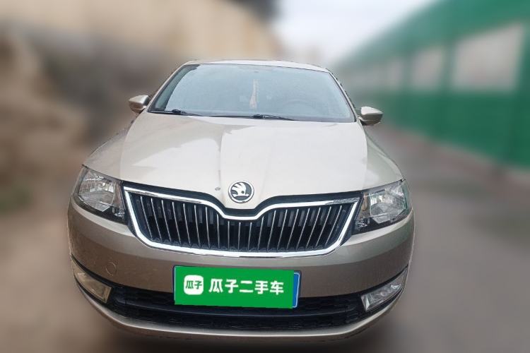 Used Skoda Rapid 2015 1.6L Manual Smart Selection Model Front