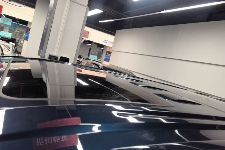 Used VOYAH Dream 2025 PHEV Four-Wheel Drive Prestige Kunpeng Edition Roof