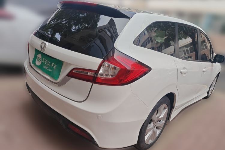 Used Honda Jade 2013 1.8L automatic Comfort version 5 seats
