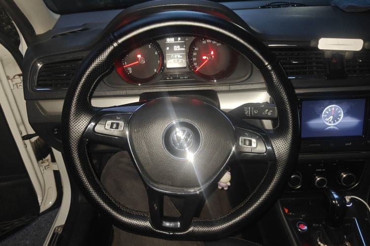 Used Volkswagen Lavida 2017 1.6L Automatic Comfort Edition