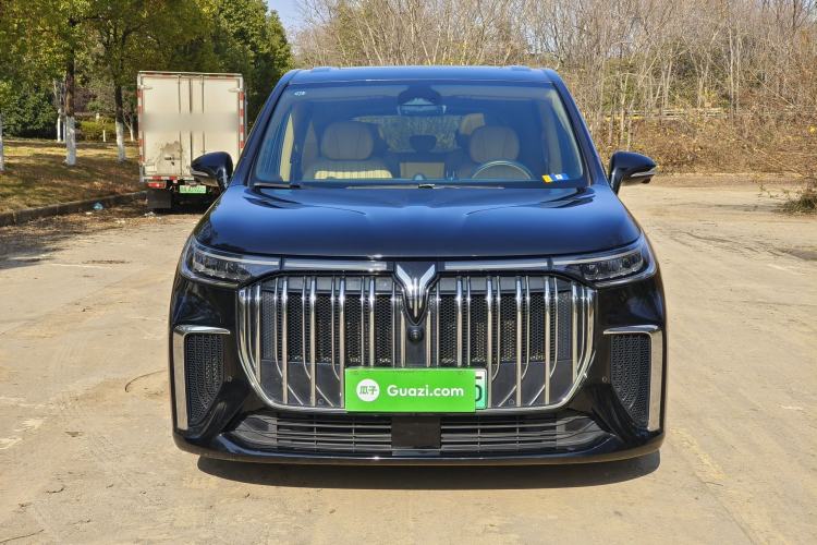 Used VOYAH Dream 2024 PHEV Ultra-Long Range Flagship Edition
