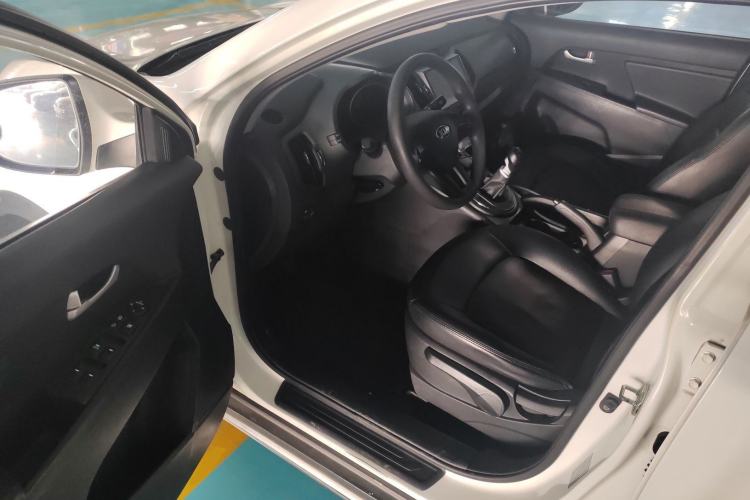 Used Kia Sportage R 2016 2.0L Manual Two-Wheel Drive GL Trim
