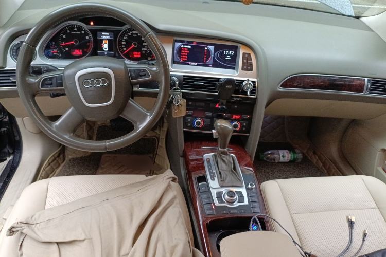 Used Audi A6L 2011 2.0 TFSI automatic Comfort trim
