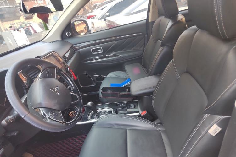 Used Mitsubishi Outlander 2020 2.0L Two-Wheel Drive Enjoyment Version 5 Seats
