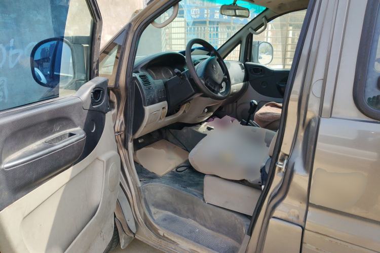 Used FORTHING Lingzhi 2017 M3L 1.6L 7-Seater Standard Model