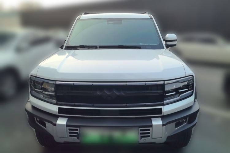 Used Formula Leopard 5 2023 Navigator Edition Front