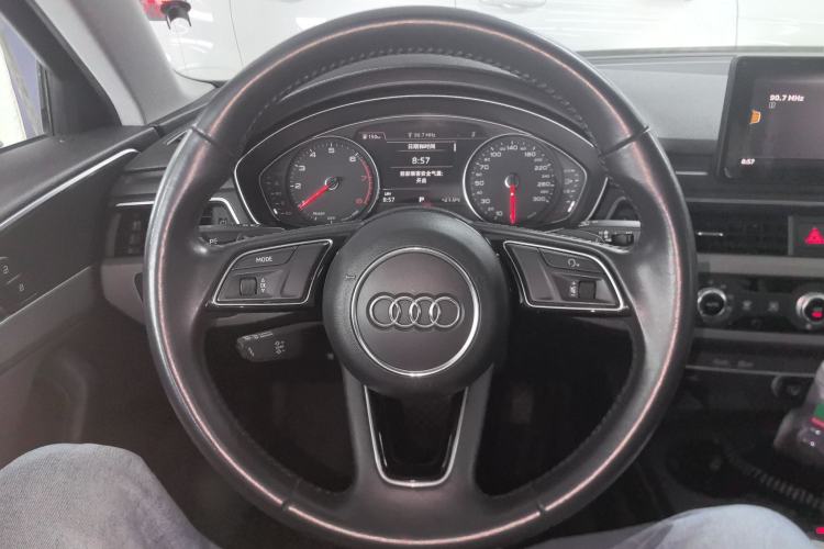 Used Audi A4L 2019 35 TFSI Ambition China VI