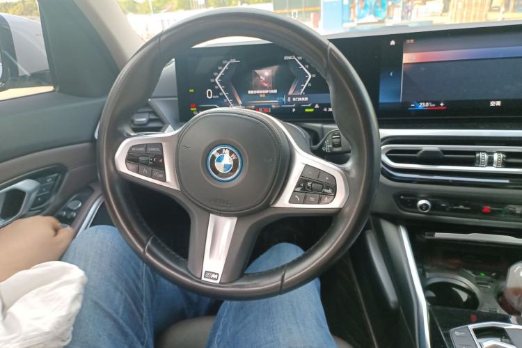 Used BMW i3 2022 eDrive 35 L Steering Wheel