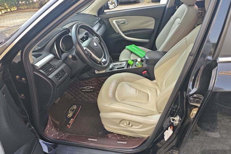 Used Bestune X80 2013 2.0L automatic luxury version