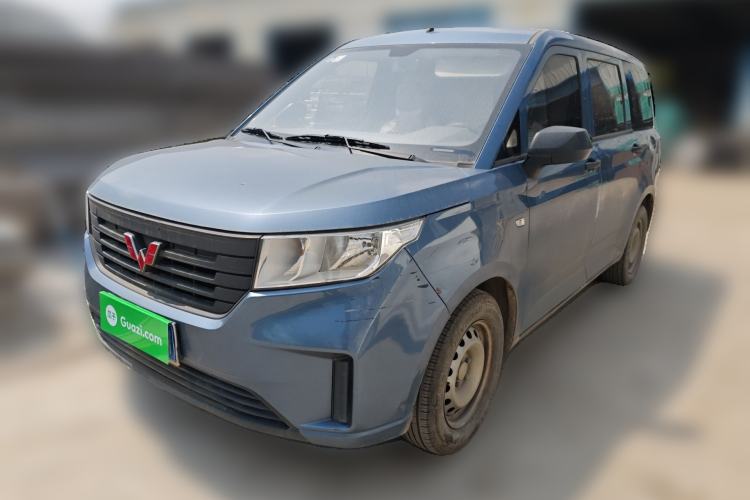 Used Wuling Hongguang PLUS 2020 1.5L Manual Standard Edition 5 Seats