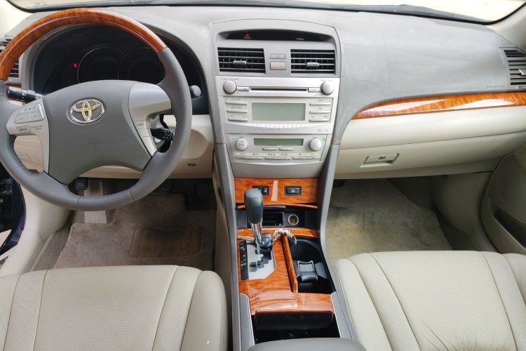 Used Toyota Camry 2007 240G Luxury Edition Center Console