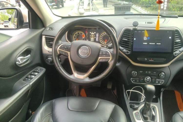 Used Jeep Cherokee 2016 2.4L Leading Edition Steering Wheel