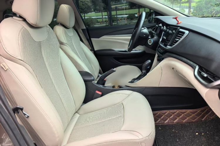 Used Buick GT 2016 15N Automatic Elite Edition Interior 3