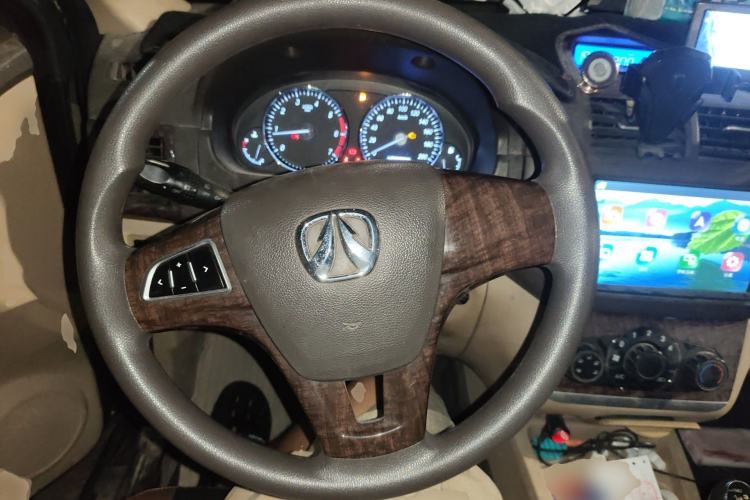 Used BAIC Weiwang M30 2015 1.5L Comfort Version BJ415B
